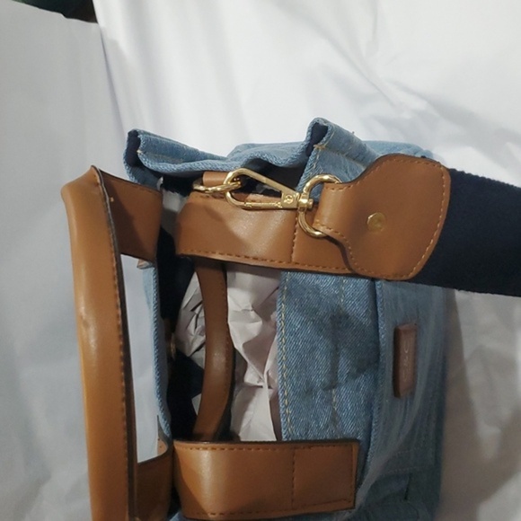 C&C California blue denim square top handle crossbody bag with brown handles new - Picture 6 of 16